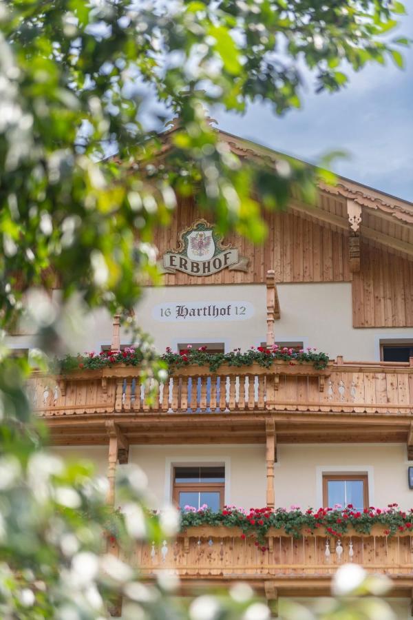 Hartlhof Urlaub Am Baby- Und Kinderbauernhof Niederau Bagian luar foto